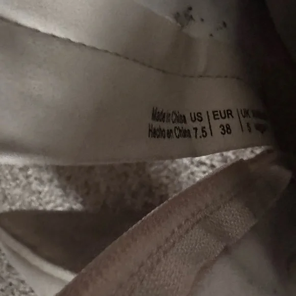 ❌SOLD❌ Call It Spring Cream Booties - Picture 9 of 10